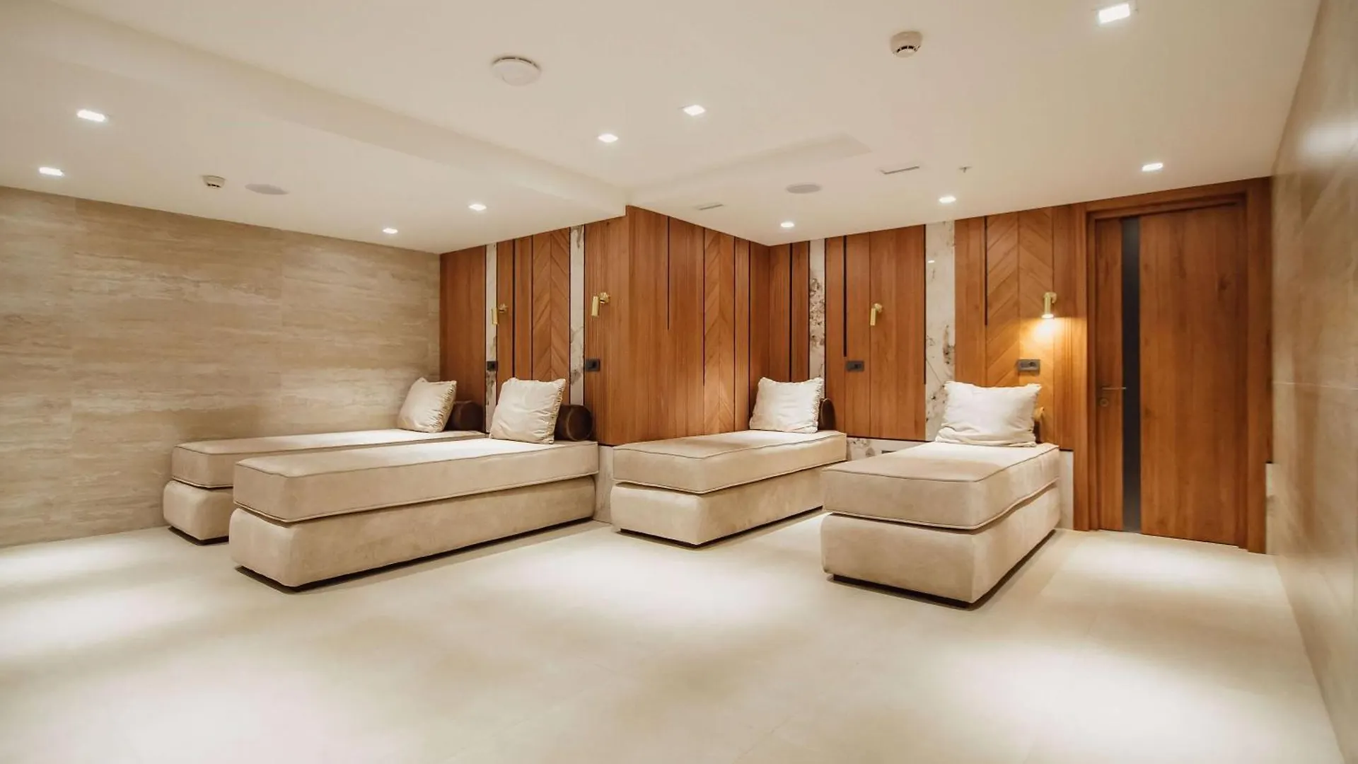 La Quinta By Wyndham Batumi Hotel